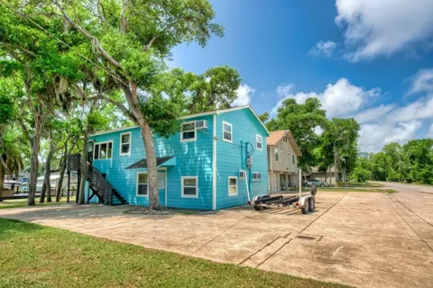 1491 Private Road 652