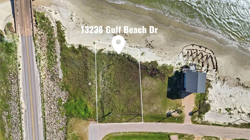 13238 Gulf Beach Dr Freeport, TX 77541