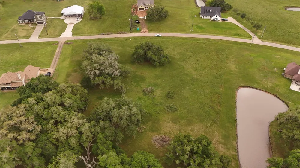 1207 Mill Road Angleton, TX 77515