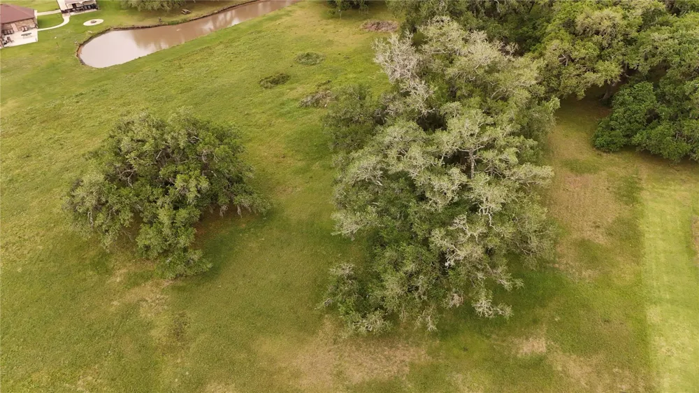 1207 Mill Road Angleton, TX 77515