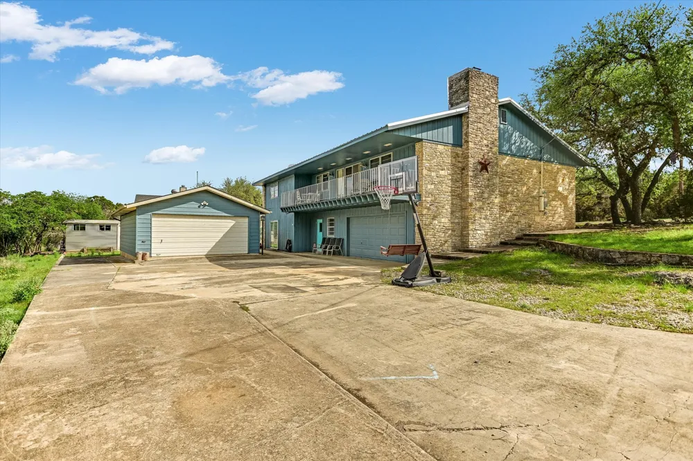 224 Circle Haven Canyon Lake, TX 78133