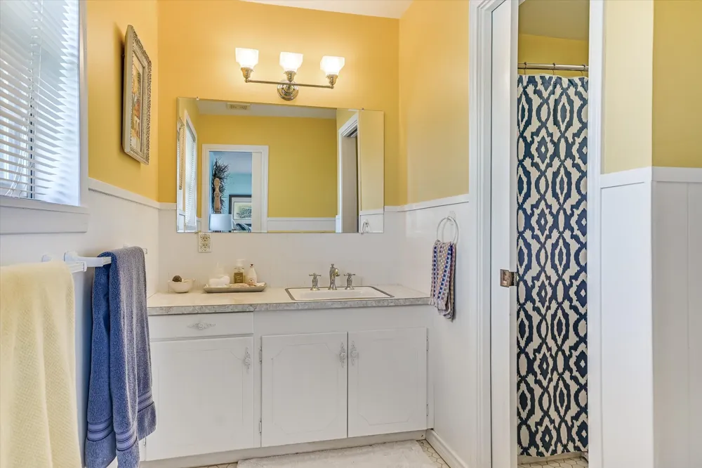 224 Circle Haven Canyon Lake, TX 78133