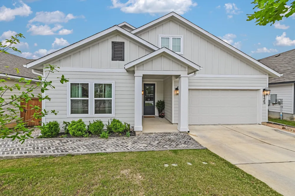 125 Broken Oak Drive Liberty Hill, TX 78642