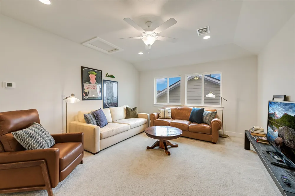 125 Broken Oak Drive Liberty Hill, TX 78642