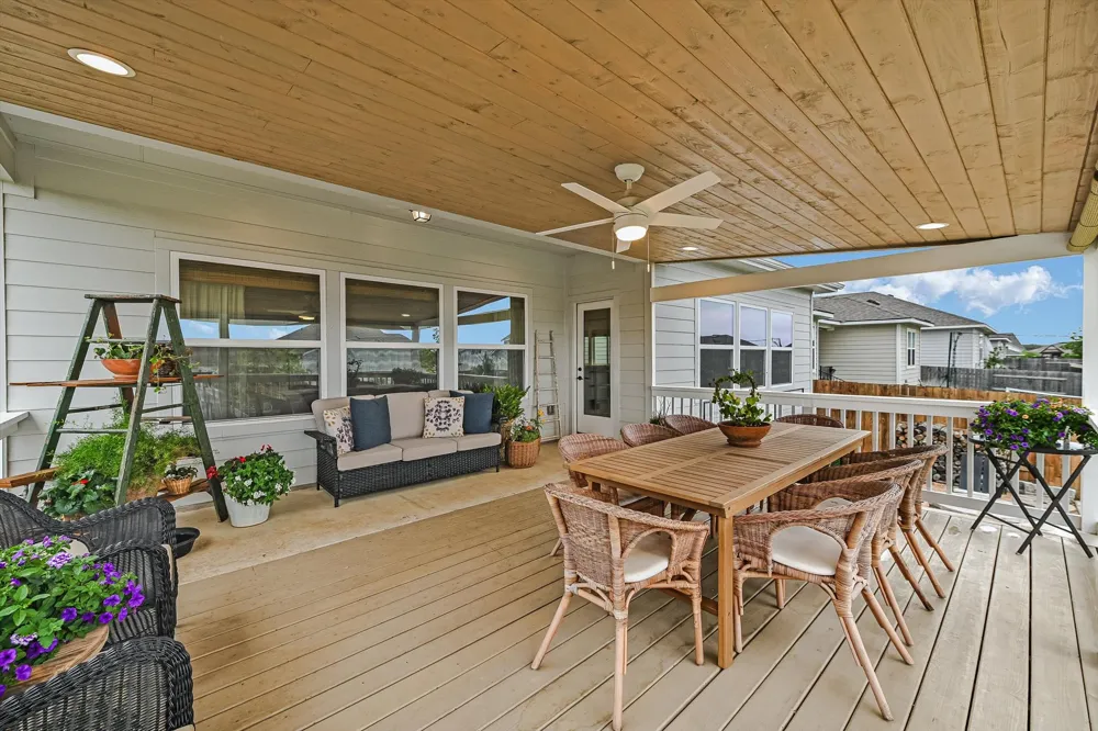 125 Broken Oak Drive Liberty Hill, TX 78642