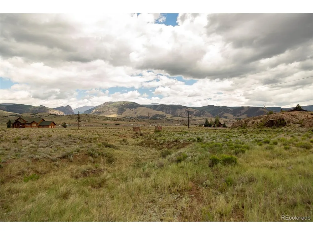 410 Macfarlane Lane Creede, CO 81130