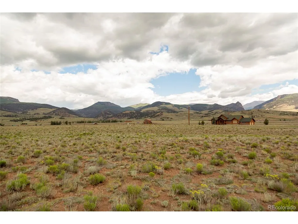410 Macfarlane Lane Creede, CO 81130
