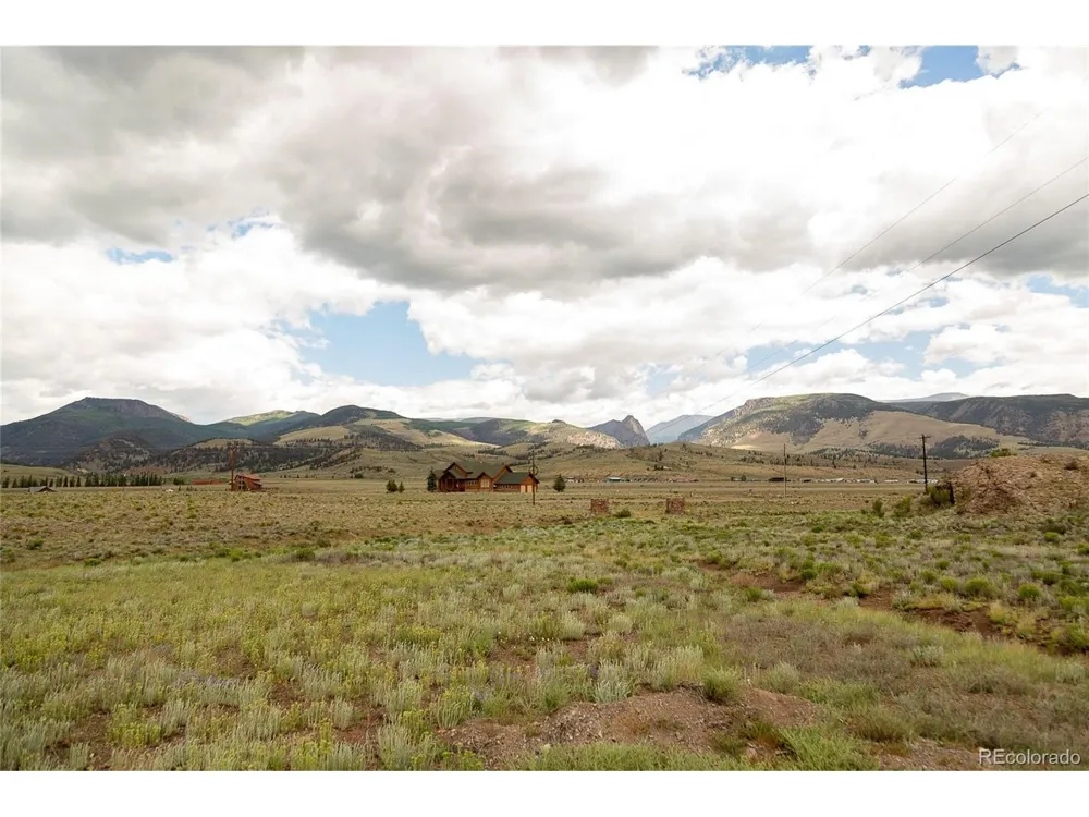 410 Macfarlane Lane Creede, CO 81130