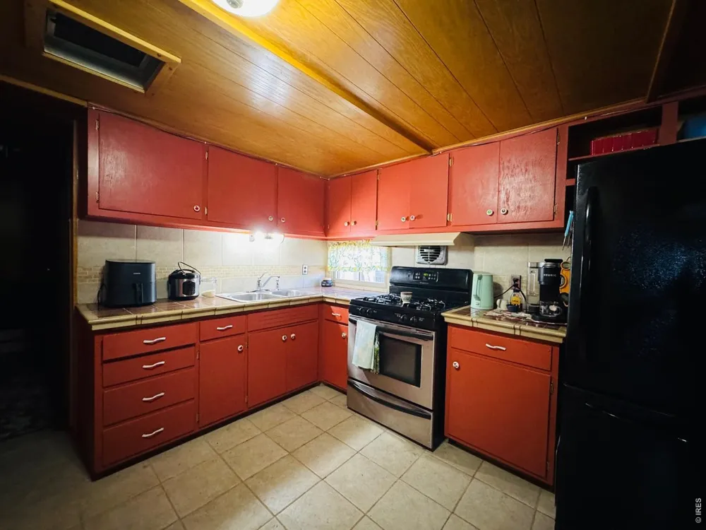 417 Grant Street Walden, CO 80480