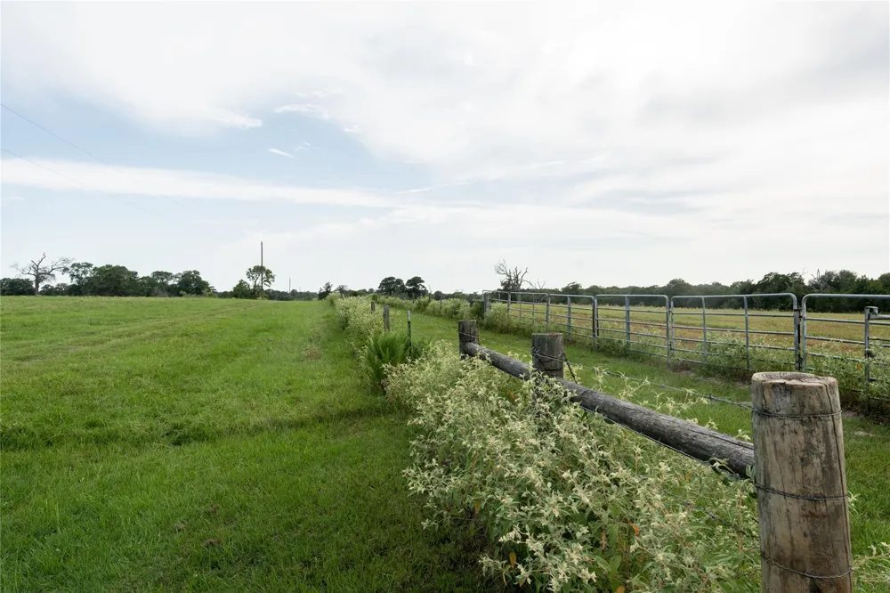 Aztec Lane New Ulm, TX 78950