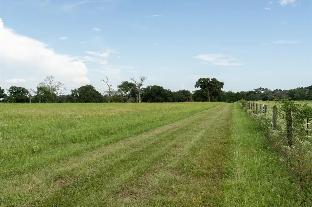 Aztec Lane New Ulm, TX 78950