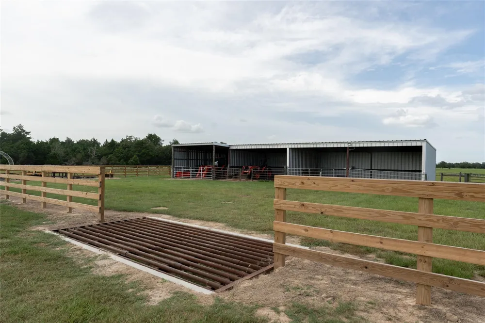 Aztec Lane New Ulm, TX 78950