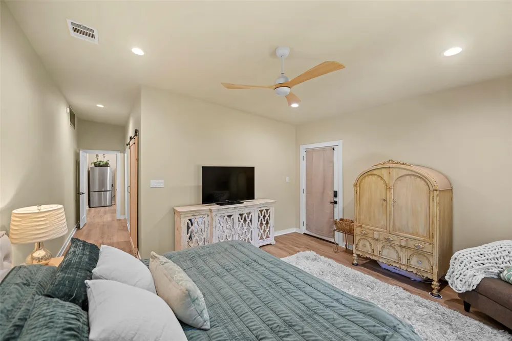 7278 Chadwick Hogan Road Chappell Hill, TX 77426
