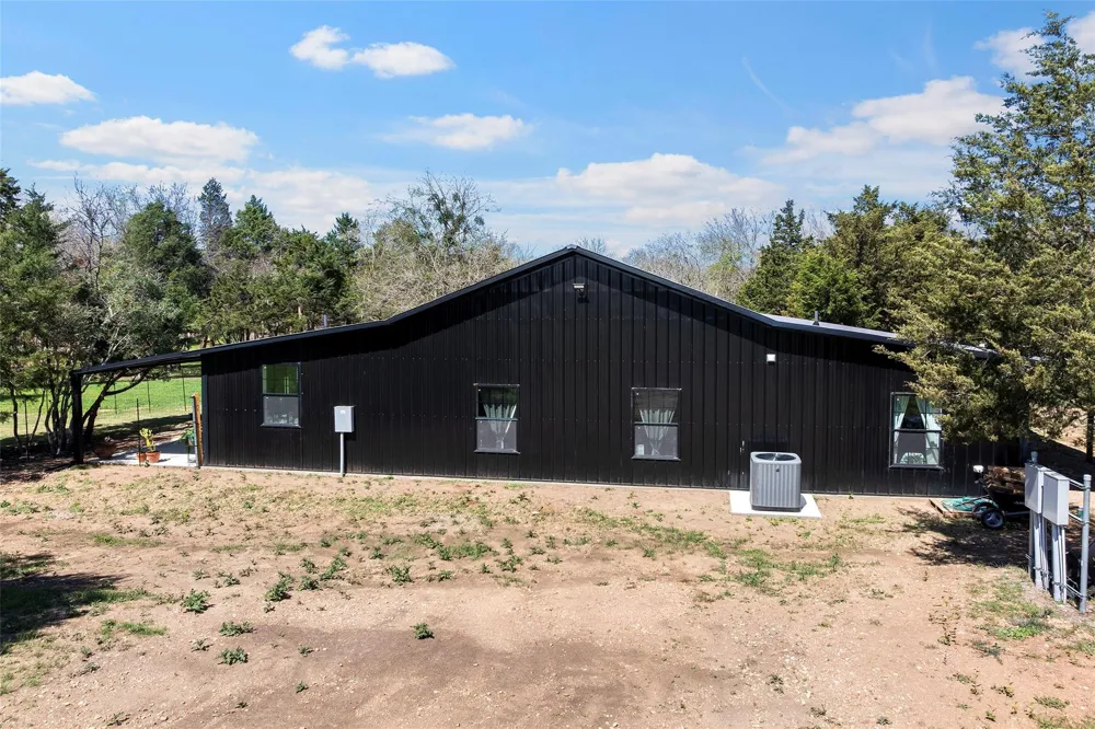 7278 Chadwick Hogan Road Chappell Hill, TX 77426