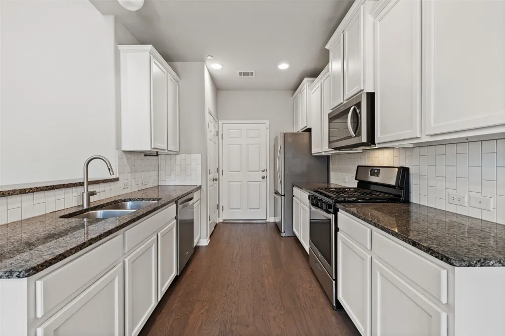 1615 Airedale Road Austin, TX 78748