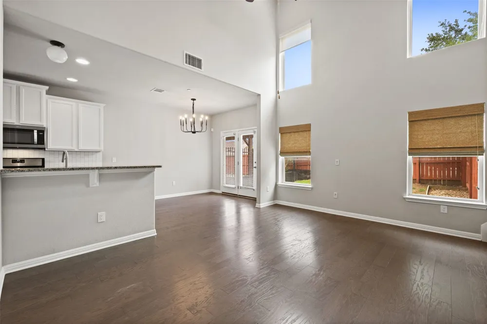 1615 Airedale Road Austin, TX 78748