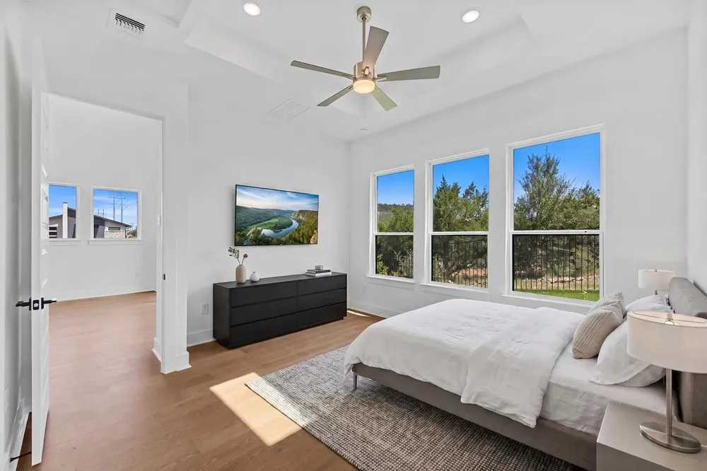 405 Austin Heights Road Lakeway, TX 78738