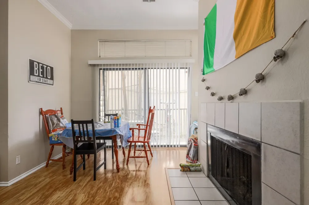 2802 Nueces Street #101 Austin, TX 78705