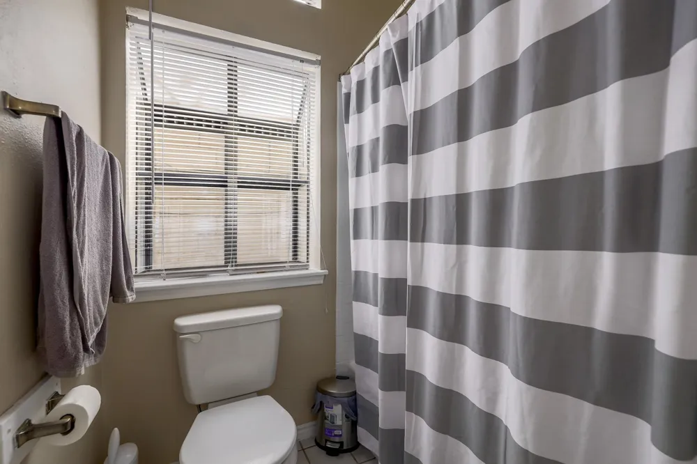 2802 Nueces Street #101 Austin, TX 78705