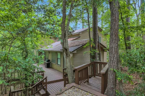 701 Lakeview Estates Drive