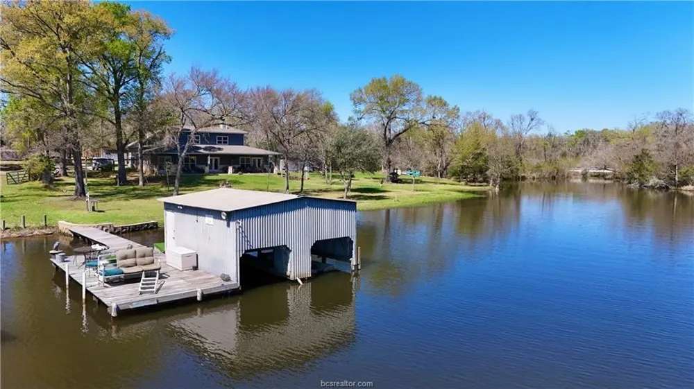 11810 Riley Green Road Franklin, TX 77856