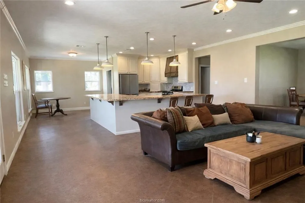 11810 Riley Green Road Franklin, TX 77856