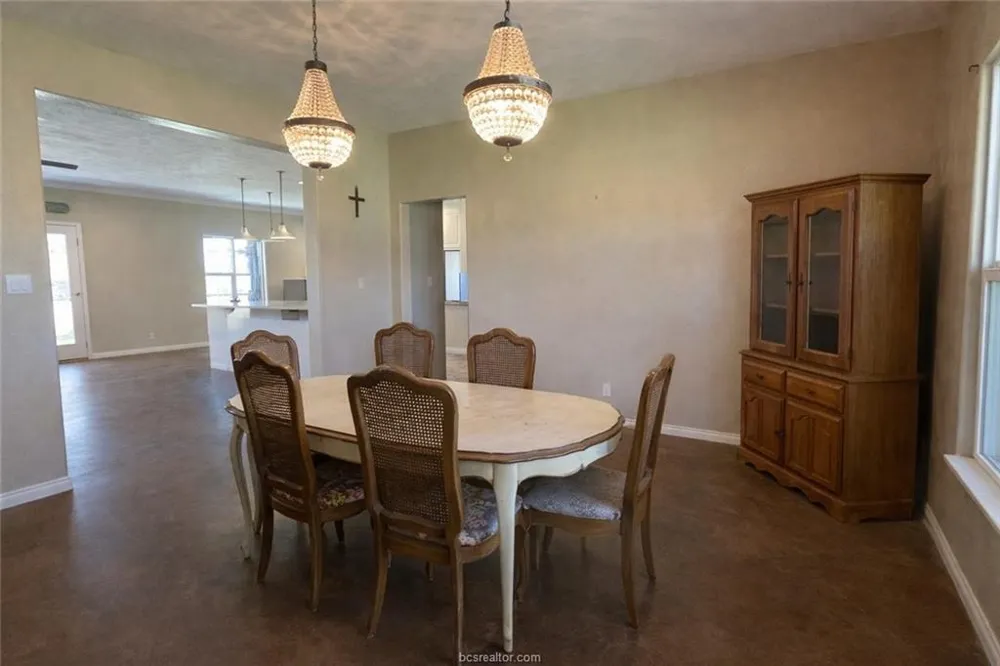 11810 Riley Green Road Franklin, TX 77856