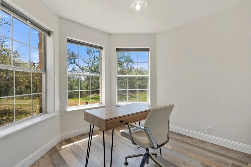 8139 Ozark Drive San Marcos, TX 78666