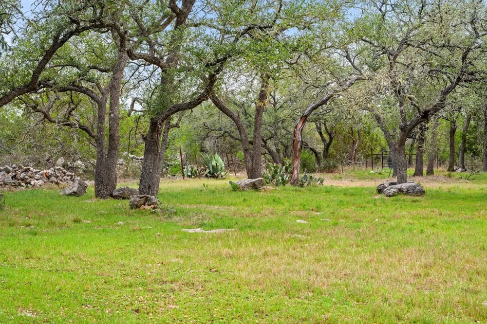 8139 Ozark Drive San Marcos, TX 78666
