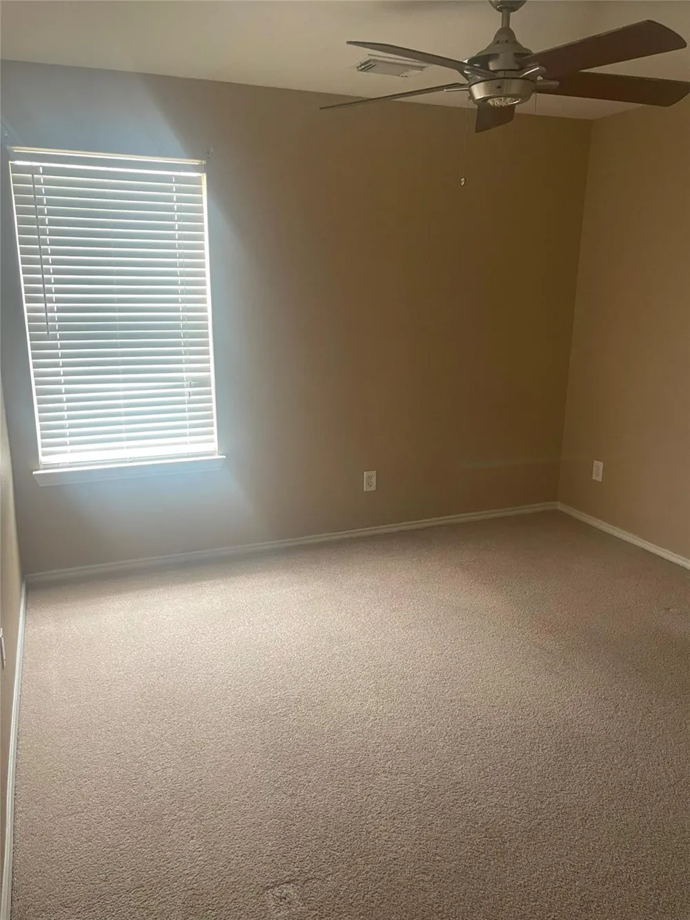 5815 Vinemont Lane Houston, TX 77084