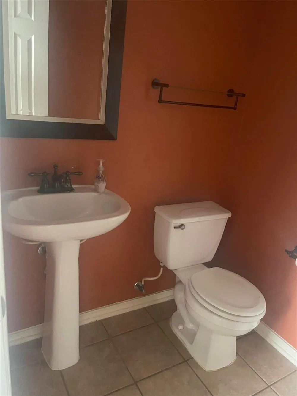 5815 Vinemont Lane Houston, TX 77084