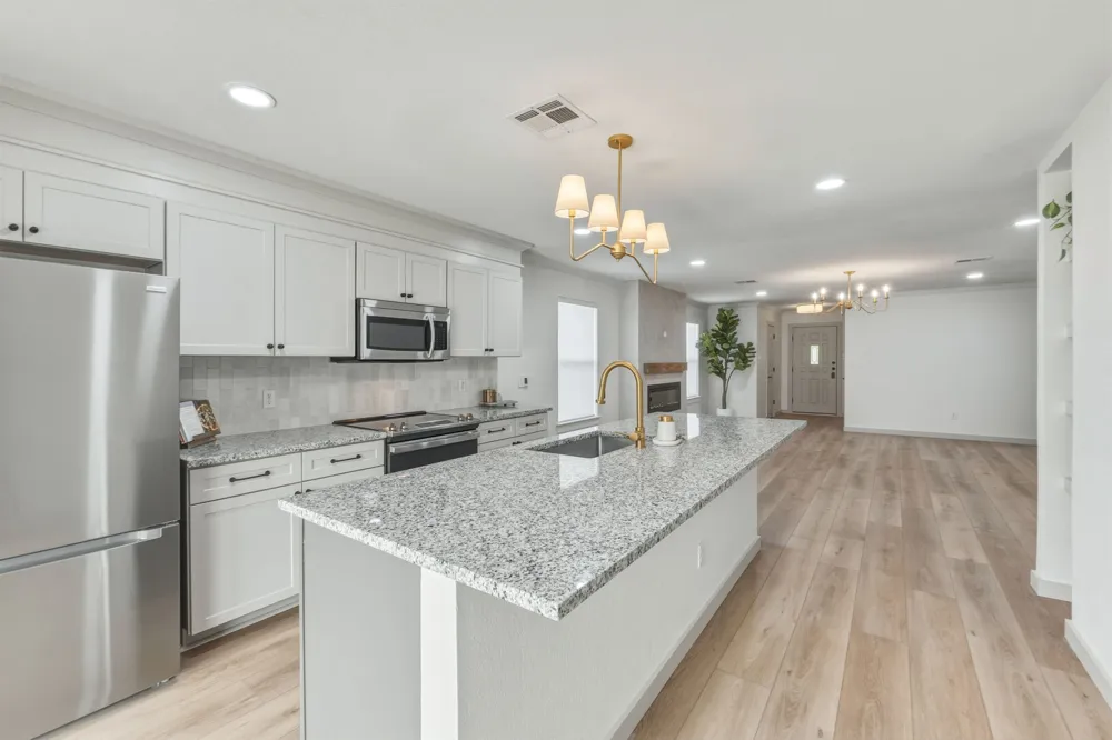 211 Banner Avenue Leander, TX 78641