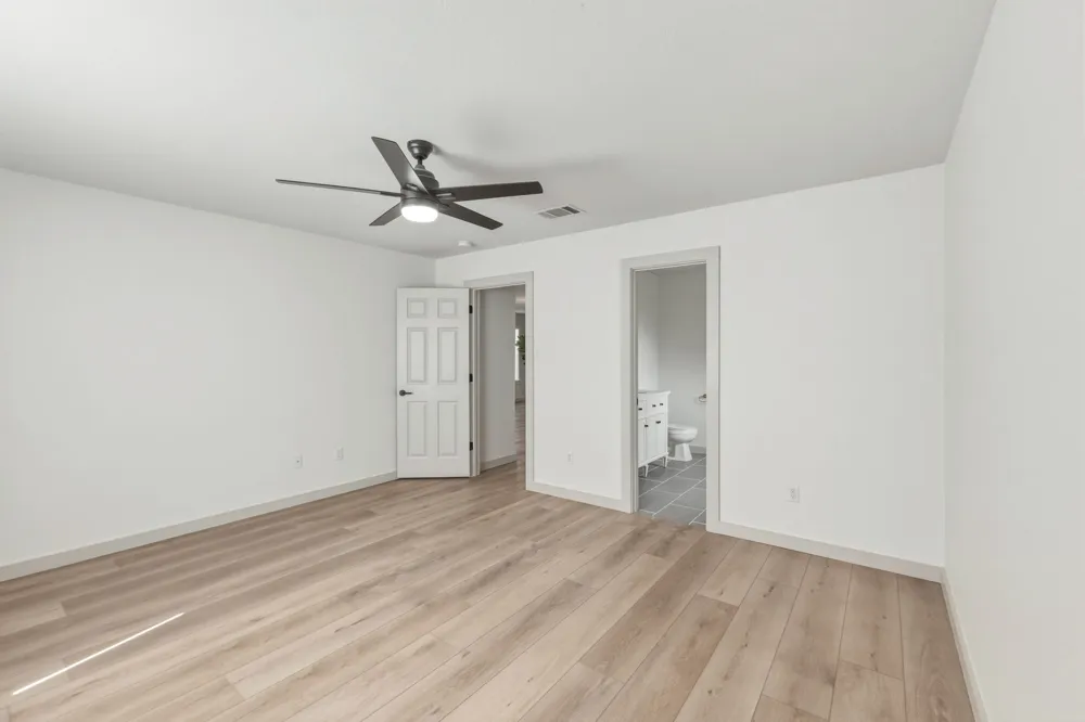 211 Banner Avenue Leander, TX 78641