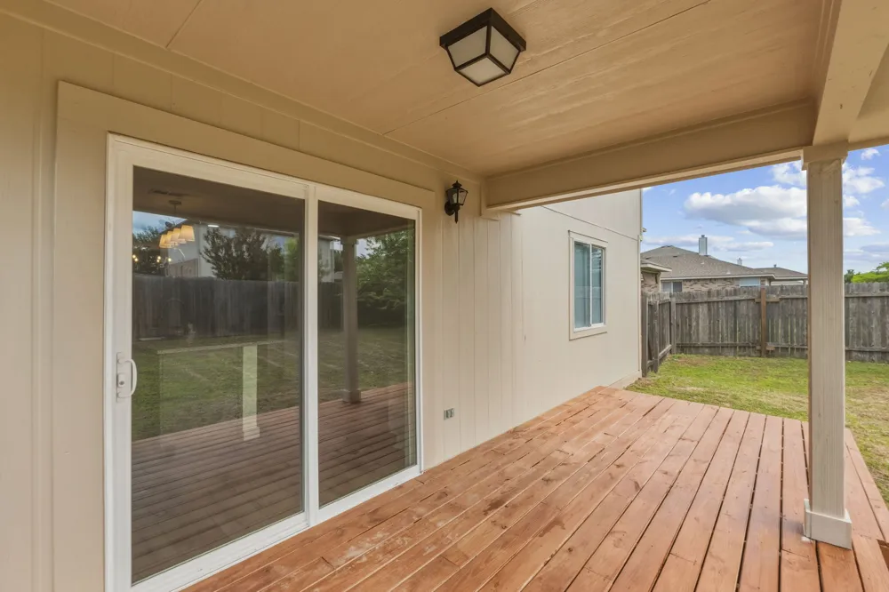 211 Banner Avenue Leander, TX 78641
