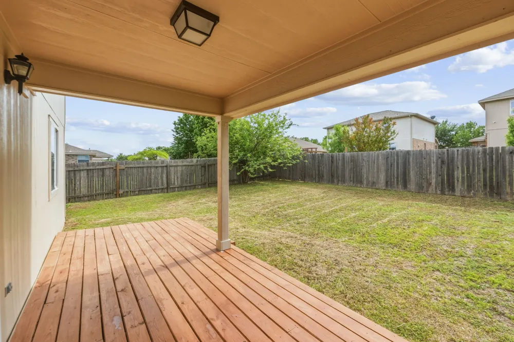 211 Banner Avenue Leander, TX 78641