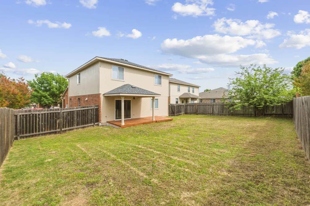 211 Banner Avenue Leander, TX 78641