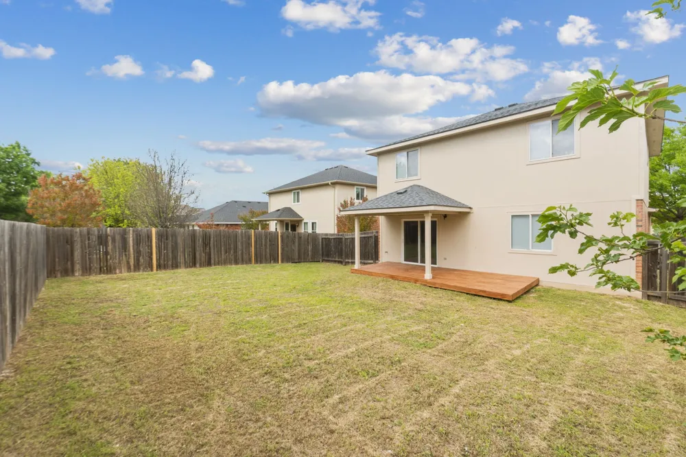 211 Banner Avenue Leander, TX 78641