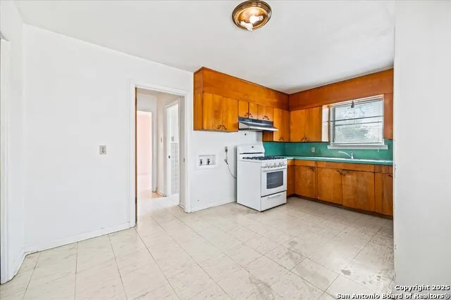 19239 McDonald Lytle, TX 78052