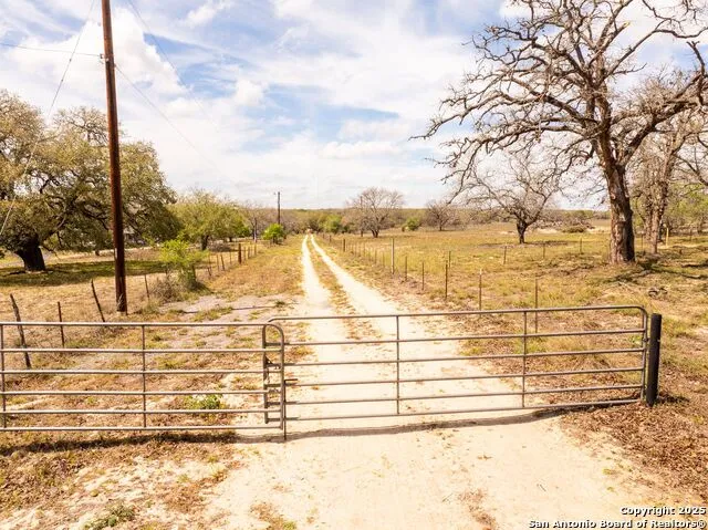 0 Blackjack Trail Adkins, TX 78101