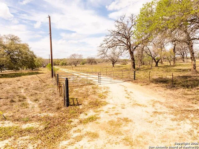 0 Blackjack Trail Adkins, TX 78101