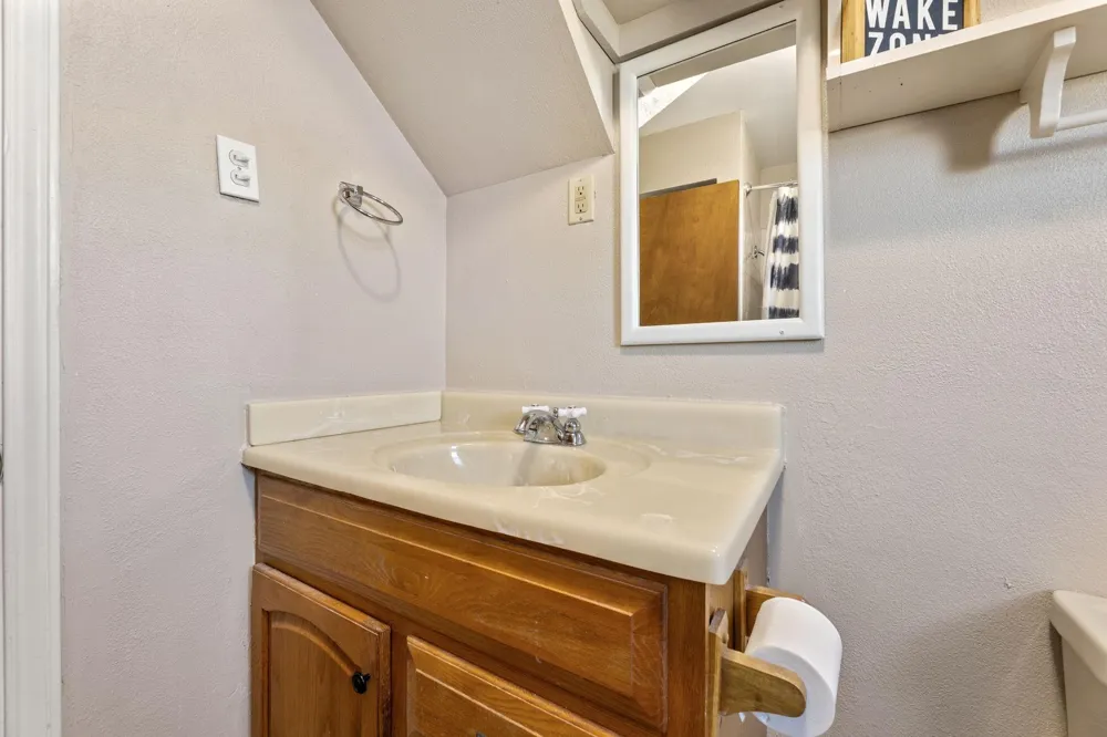 324 County Road 257 Matagorda, TX 77457