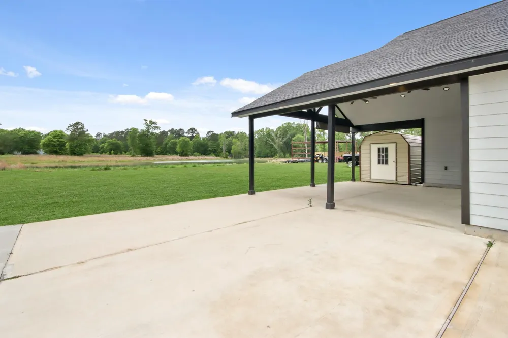 131 S Tyler Road Goodrich, TX 77335