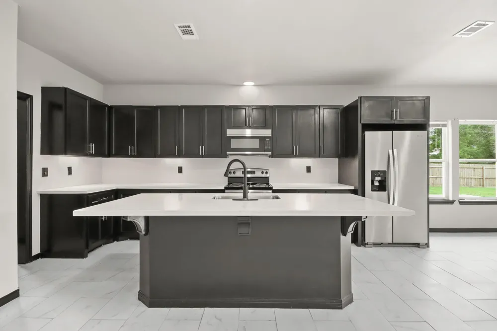 131 S Tyler Road Goodrich, TX 77335