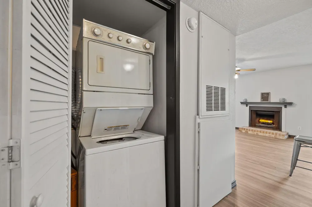 7600 Emmett F Lowry Expressway #604 Texas City, TX 77591