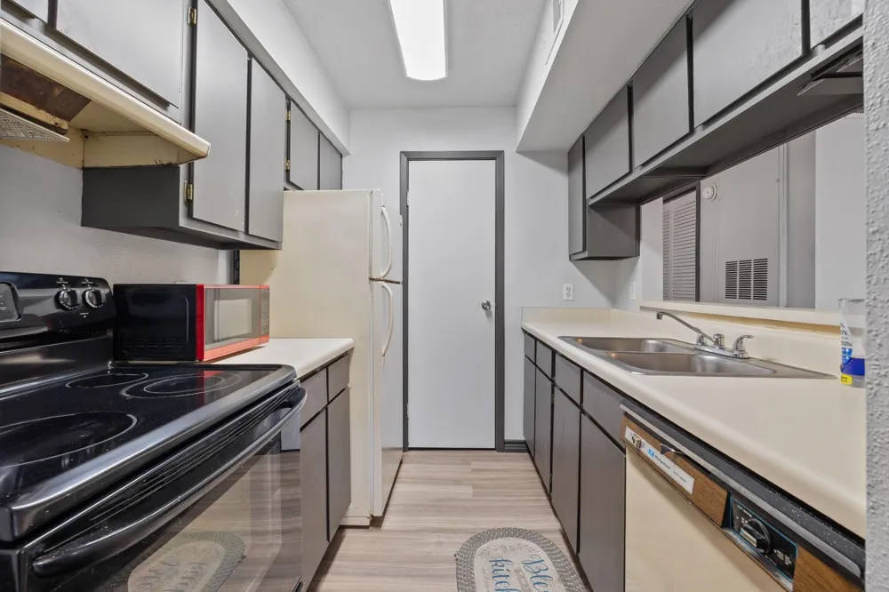 7600 Emmett F Lowry Expressway #604 Texas City, TX 77591