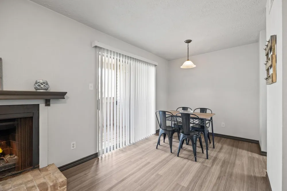 7600 Emmett F Lowry Expressway #604 Texas City, TX 77591