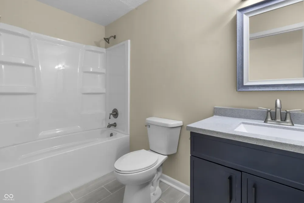 1281 Fox Trail Drive E New Palestine, IN 46163