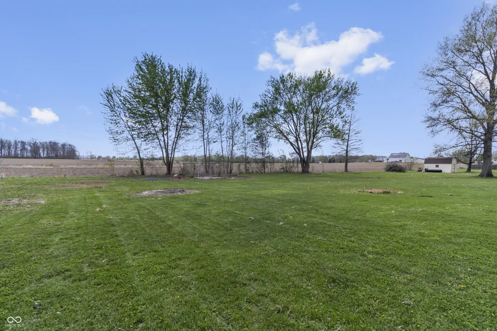 1281 Fox Trail Drive E New Palestine, IN 46163