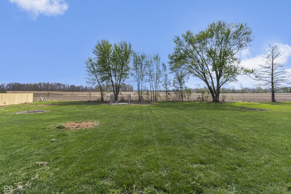 1281 Fox Trail Drive E New Palestine, IN 46163