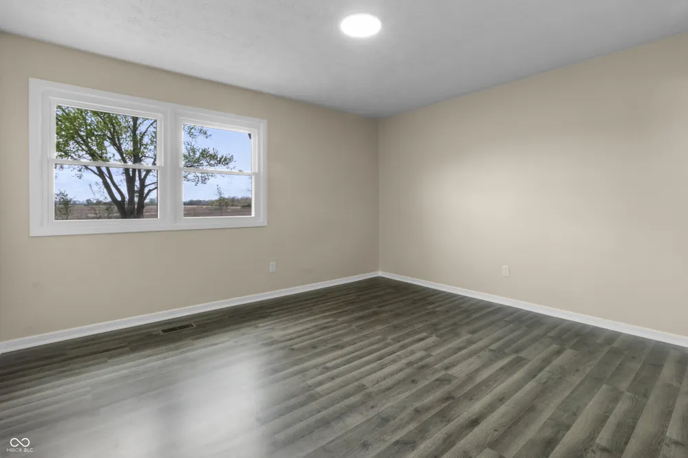 1281 Fox Trail Drive E New Palestine, IN 46163